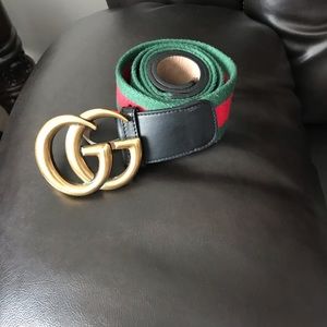 MEN PRE OWNED CONDITION AUTHENTIC GUCCI BELT!!!!